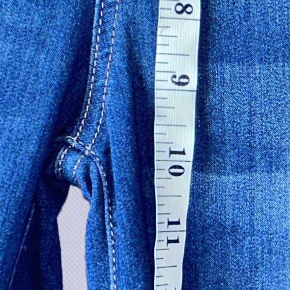 ALTAR'D STATE Woman's Large Pull on Soft Flared Jeggings Mid Wash Stretchy - Picture 6 of 14